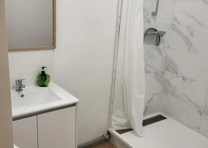 Charment Au Pied De Trame * 勒芒